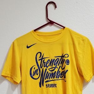 Golden State Warriors Playoffs STRENGTH in NUMBERS T-Shirt Small